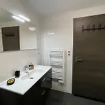 Two-bedroom Flat With Terrace Near The Harbour And Town Centre * Porto Vecchio
